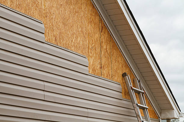 Professional Wood Siding technician working in China Grove, TX
